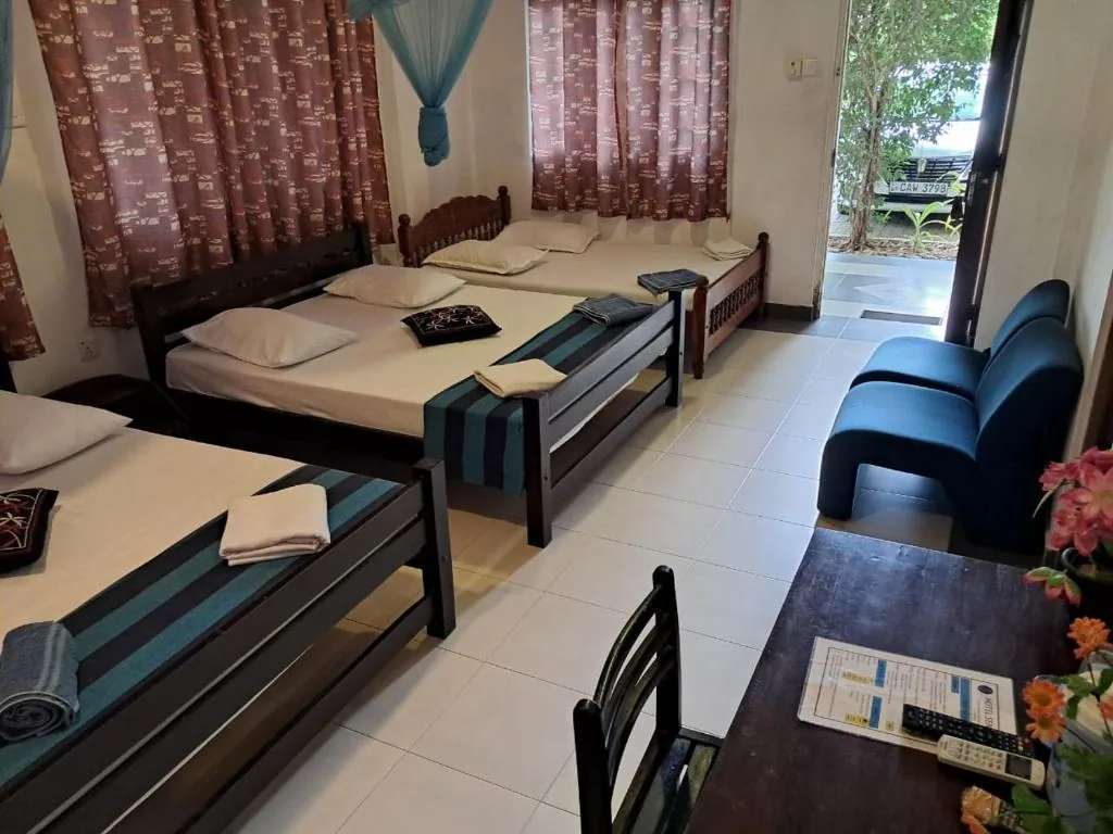 Family Room — Hotel Senora
